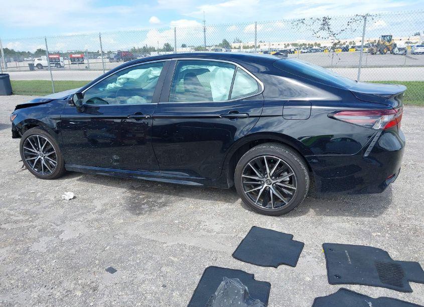 Photo 15 of 2024 Toyota Camry SE (VIN 4T1G11AK6RU228037)
