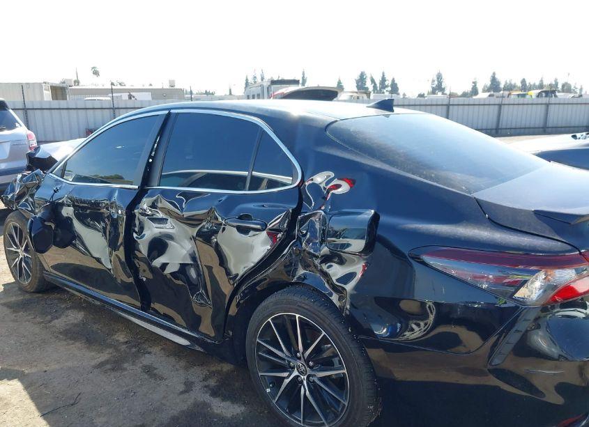 Photo 15 of 2024 Toyota Camry SE (VIN 4T1G11AK6RU251852)