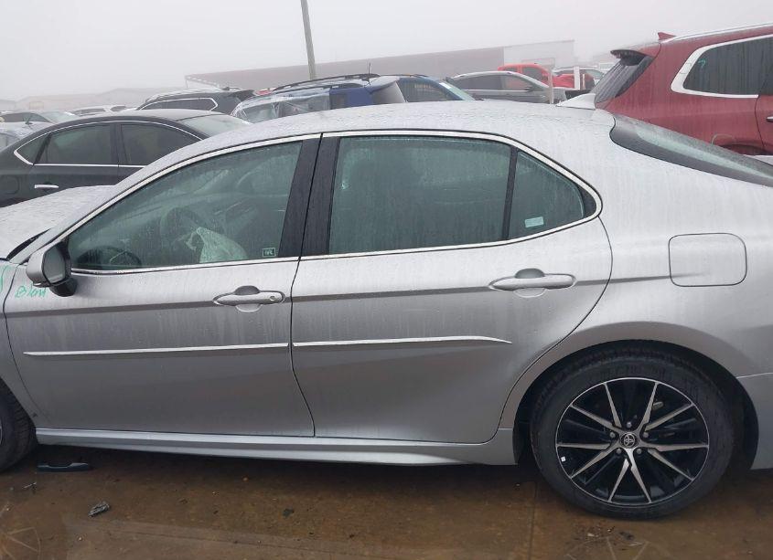 Photo 14 of 2024 Toyota Camry SE (VIN 4T1G11AK6RU849763)