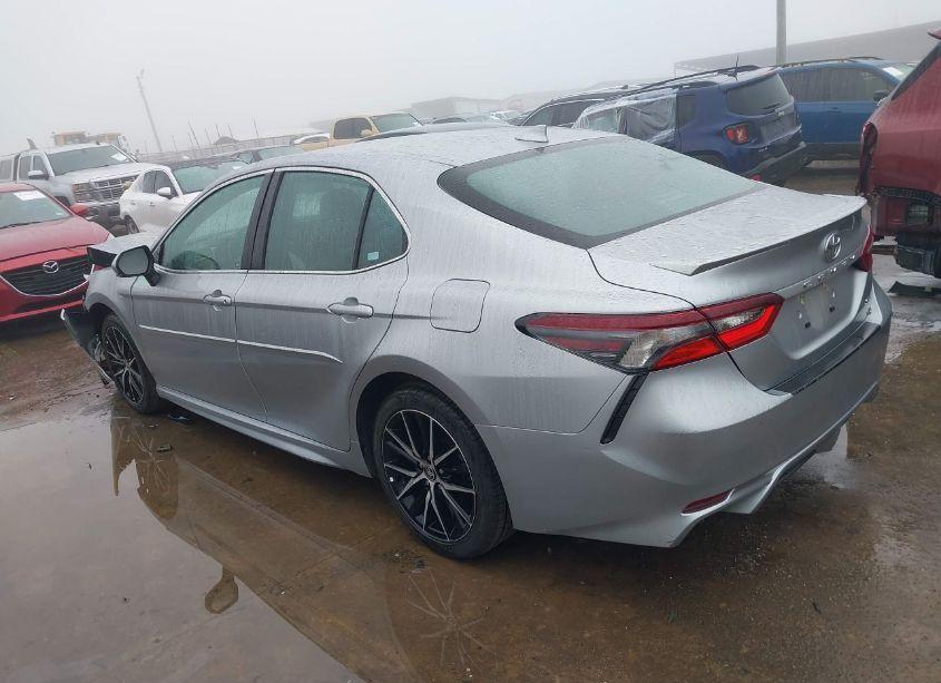 Photo 3 of 2024 Toyota Camry SE (VIN 4T1G11AK6RU849763)