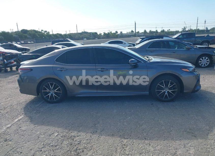 Photo 14 of 2024 Toyota Camry SE (VIN 4T1G11AK6RU861413)