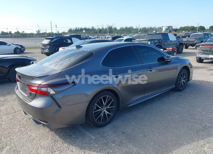 Photo 4 of 2024 Toyota Camry SE (VIN 4T1G11AK6RU861413)