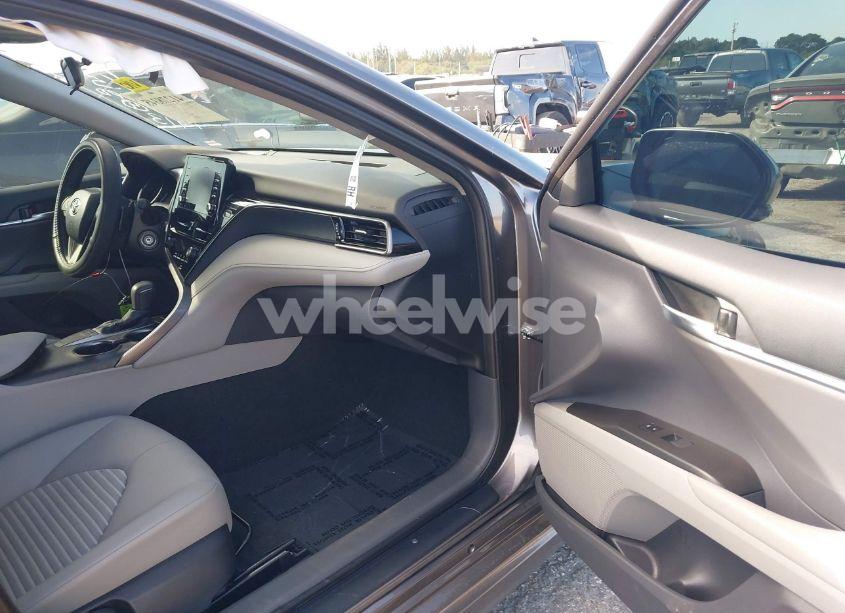 Photo 5 of 2024 Toyota Camry SE (VIN 4T1G11AK6RU861413)