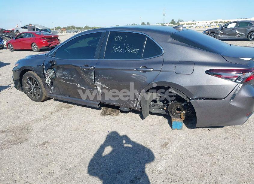 Photo 6 of 2024 Toyota Camry SE (VIN 4T1G11AK6RU861413)