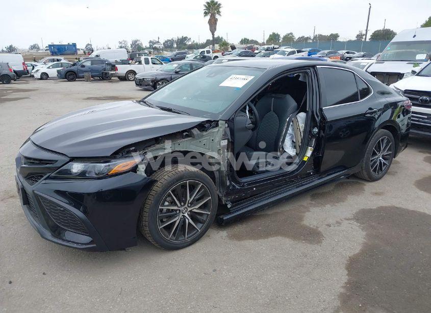 Photo 14 of 2024 Toyota Camry SE (VIN 4T1G11AK6RU865655)