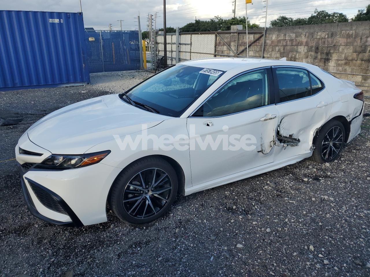 2024 TOYOTA CAMRY SE NIGHT SHADE (VIN 4T1G11AK6RU891222) main photo