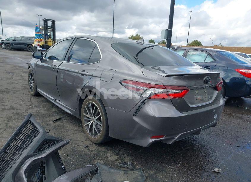 Photo 15 of 2024 Toyota Camry SE (VIN 4T1G11AK6RU900260)