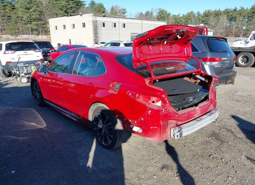 Photo 15 of 2020 Toyota Camry SE (VIN 4T1G11AK7LU305991)