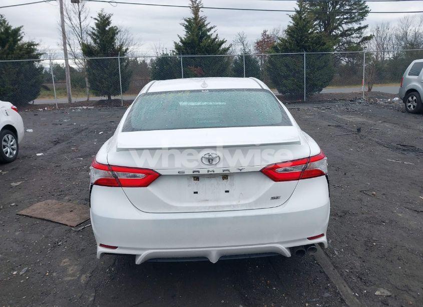 Photo 16 of 2020 Toyota Camry SE (VIN 4T1G11AK7LU333340)