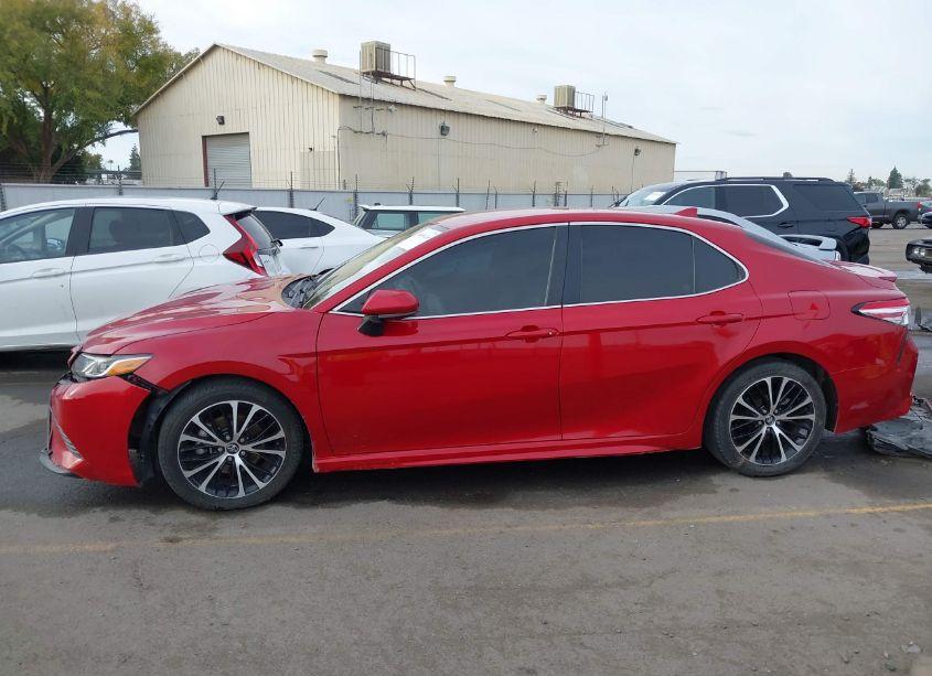 Photo 15 of 2020 Toyota Camry SE (VIN 4T1G11AK7LU334620)