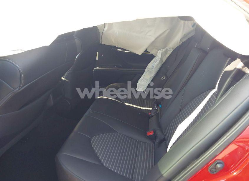 Photo 8 of 2020 Toyota Camry SE (VIN 4T1G11AK7LU354639)