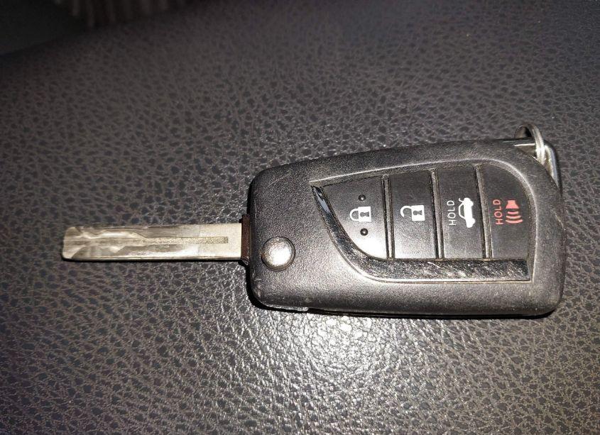 Photo 11 of 2020 Toyota Camry SE (VIN 4T1G11AK7LU395840)