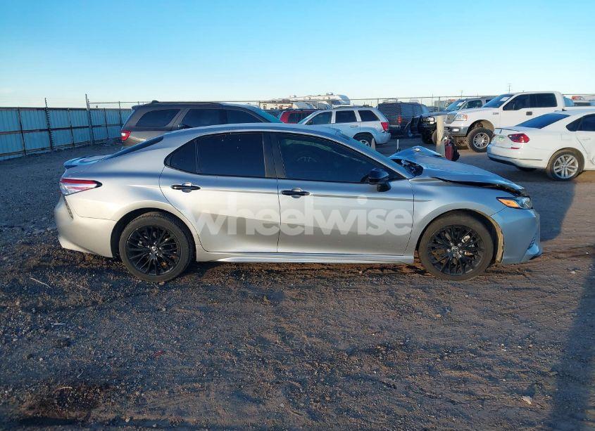 Photo 14 of 2020 Toyota Camry SE NIGHTSHADE EDITION (VIN 4T1G11AK7LU400471)