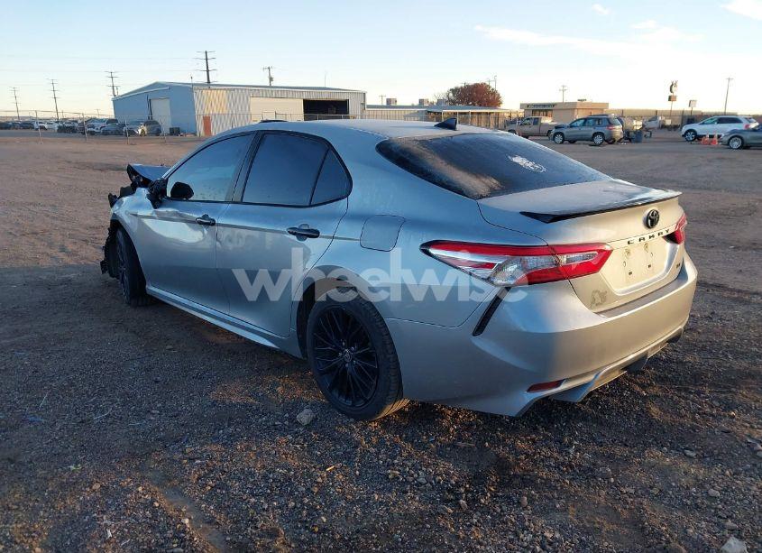 Photo 3 of 2020 Toyota Camry SE NIGHTSHADE EDITION (VIN 4T1G11AK7LU400471)