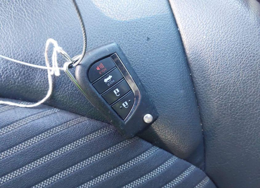 Photo 11 of 2020 Toyota Camry SE (VIN 4T1G11AK7LU503714)