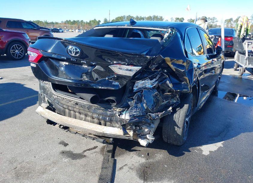 Photo 6 of 2020 Toyota Camry SE (VIN 4T1G11AK7LU503714)