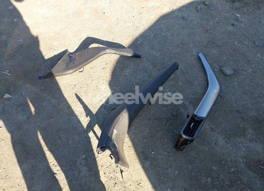 Photo 12 of 2020 Toyota Camry SE (VIN 4T1G11AK7LU873268)