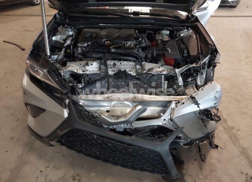 Photo 10 of 2020 Toyota Camry SE (VIN 4T1G11AK7LU876977)