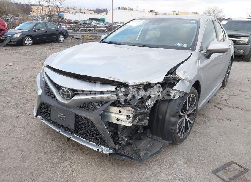 Photo 6 of 2020 Toyota Camry SE (VIN 4T1G11AK7LU922985)