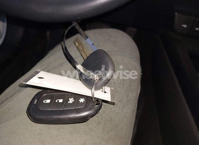 Photo 11 of 2020 Toyota Camry SE (VIN 4T1G11AK7LU939737)