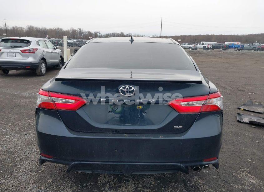 Photo 16 of 2020 Toyota Camry SE/SE NIGHTSHADE EDITION (VIN 4T1G11AK7LU947532)
