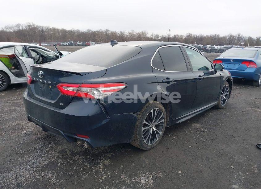 Photo 4 of 2020 Toyota Camry SE/SE NIGHTSHADE EDITION (VIN 4T1G11AK7LU947532)