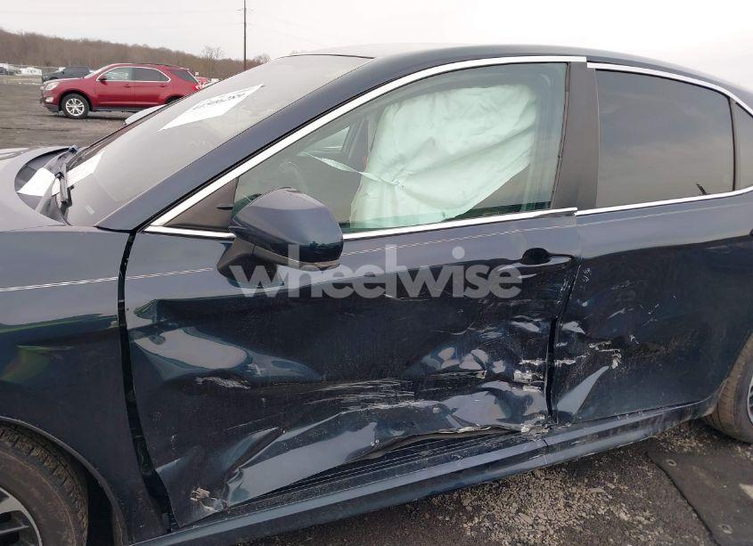 Photo 6 of 2020 Toyota Camry SE/SE NIGHTSHADE EDITION (VIN 4T1G11AK7LU947532)