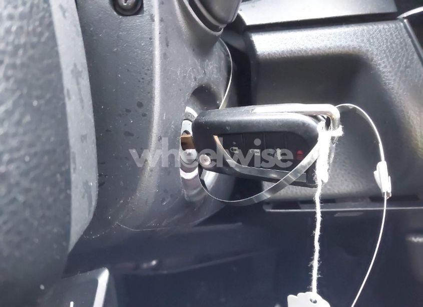 Photo 11 of 2020 Toyota Camry SE (VIN 4T1G11AK7LU947594)