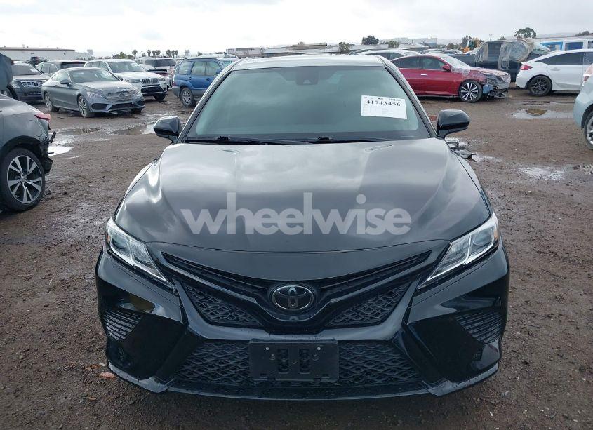 Photo 12 of 2020 Toyota Camry SE (VIN 4T1G11AK7LU976660)