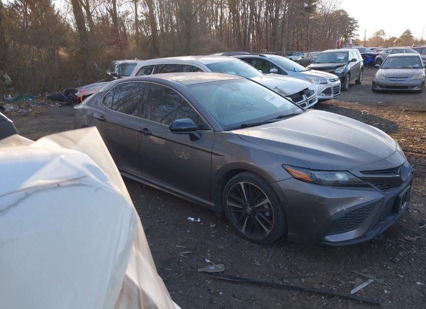 Photo 13 of 2021 Toyota Camry SE (VIN 4T1G11AK7MU414839)