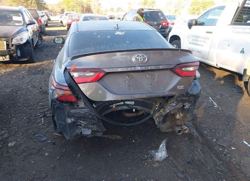Photo 6 of 2021 Toyota Camry SE (VIN 4T1G11AK7MU414839)
