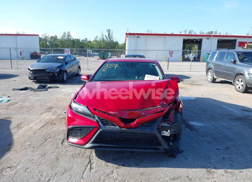 Photo 12 of 2021 Toyota Camry SE (VIN 4T1G11AK7MU420205)