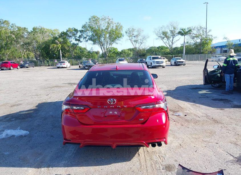 Photo 16 of 2021 Toyota Camry SE (VIN 4T1G11AK7MU420205)