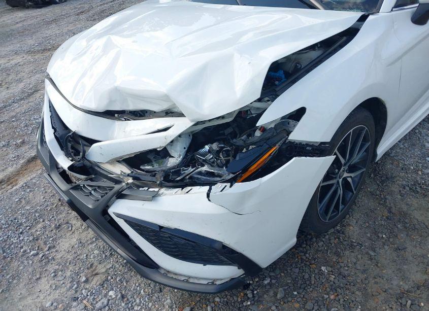 Photo 6 of 2021 Toyota Camry SE (VIN 4T1G11AK7MU515945)