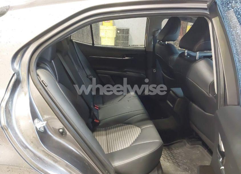 Photo 8 of 2021 Toyota Camry SE (VIN 4T1G11AK7MU531241)