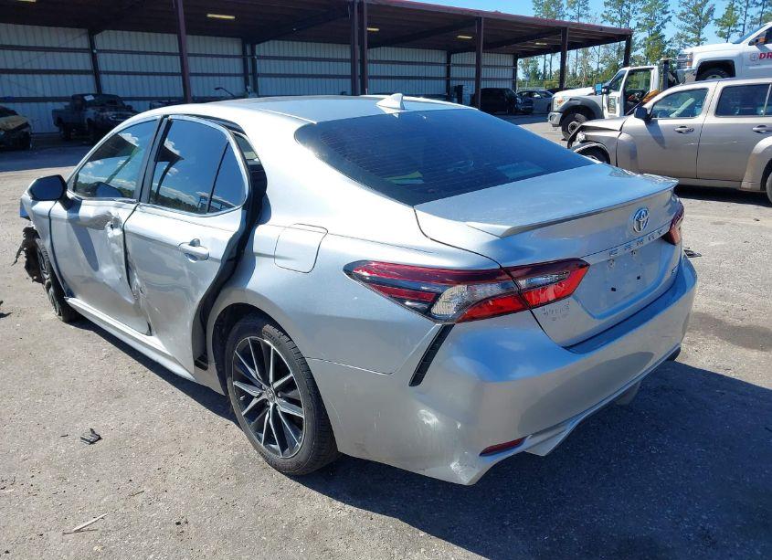 Photo 3 of 2021 Toyota Camry SE (VIN 4T1G11AK7MU532616)