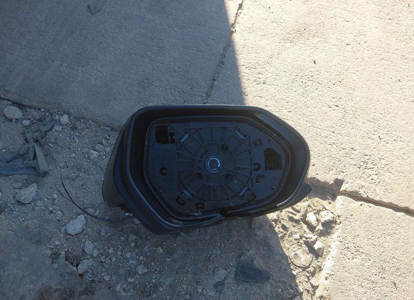 Photo 12 of 2021 Toyota Camry SE (VIN 4T1G11AK7MU533782)