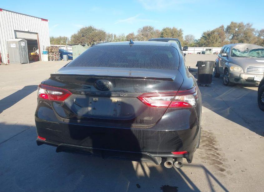 Photo 17 of 2021 Toyota Camry SE (VIN 4T1G11AK7MU533782)