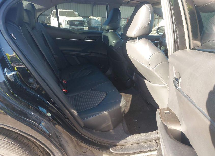 Photo 8 of 2021 Toyota Camry SE (VIN 4T1G11AK7MU533782)