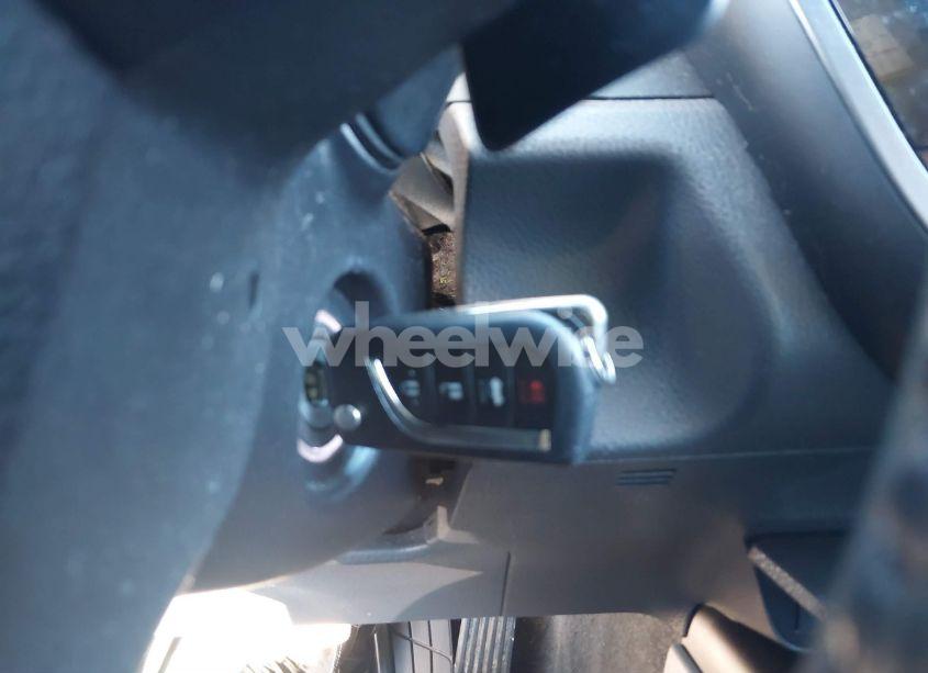 Photo 11 of 2021 Toyota Camry SE (VIN 4T1G11AK7MU535371)