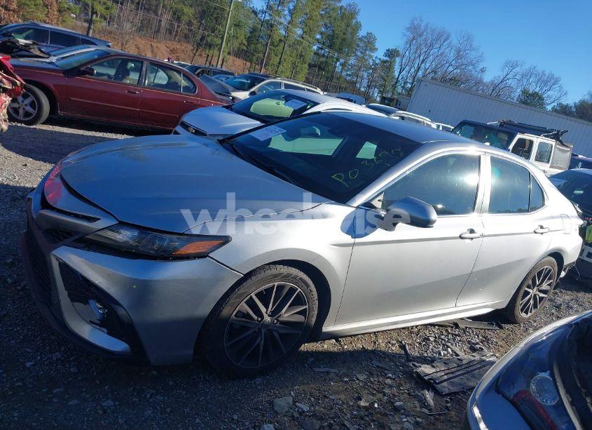 Photo 14 of 2021 Toyota Camry SE (VIN 4T1G11AK7MU535371)