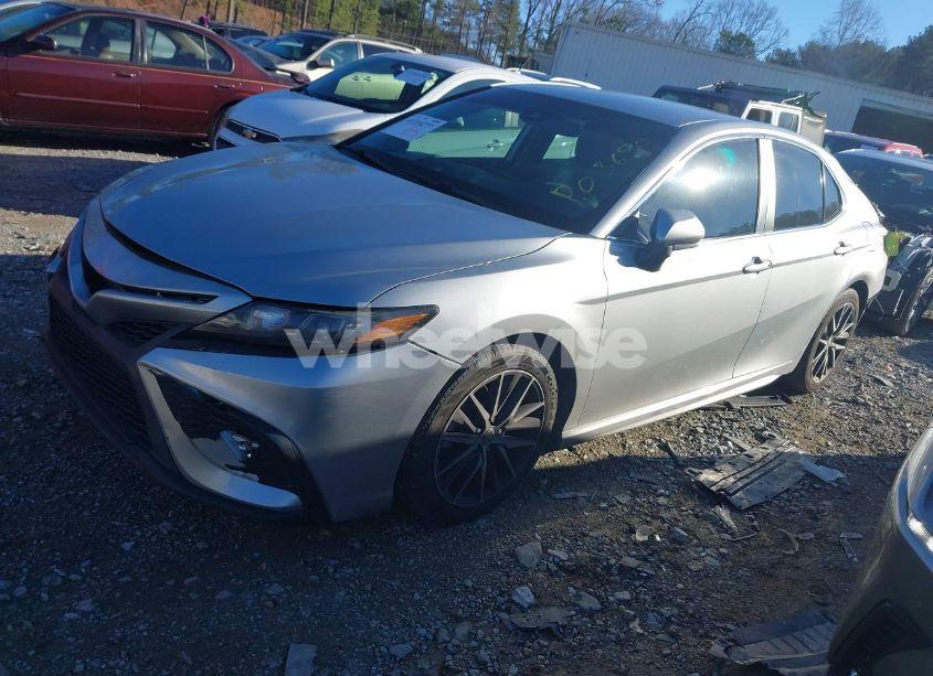 Photo 2 of 2021 Toyota Camry SE (VIN 4T1G11AK7MU535371)