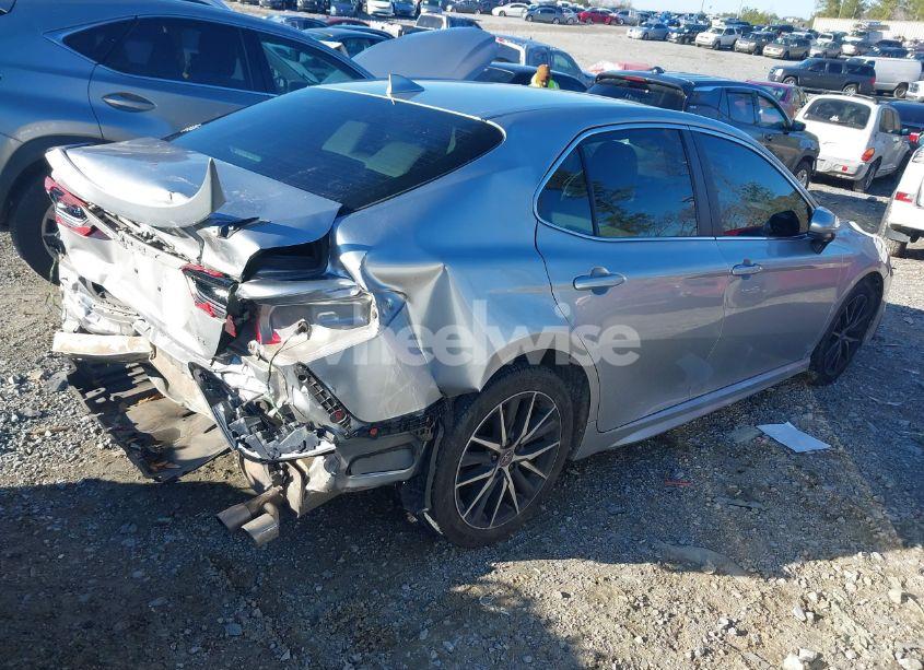 Photo 4 of 2021 Toyota Camry SE (VIN 4T1G11AK7MU535371)