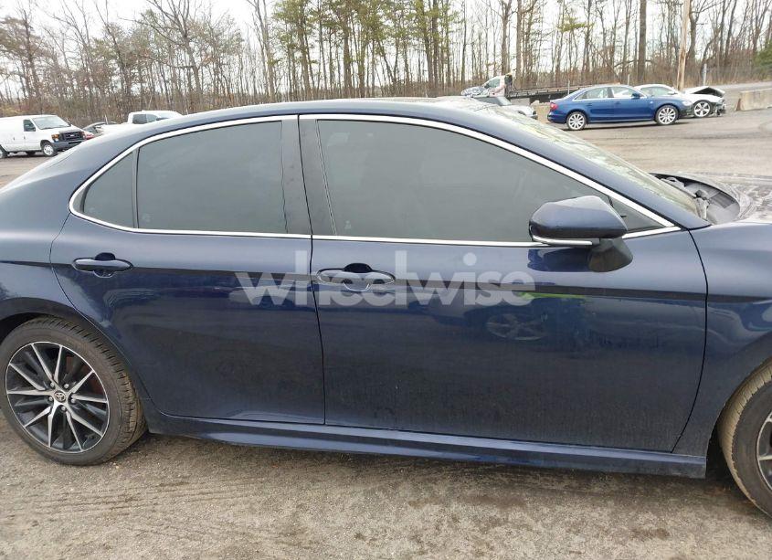 Photo 12 of 2021 Toyota Camry SE (VIN 4T1G11AK7MU573215)