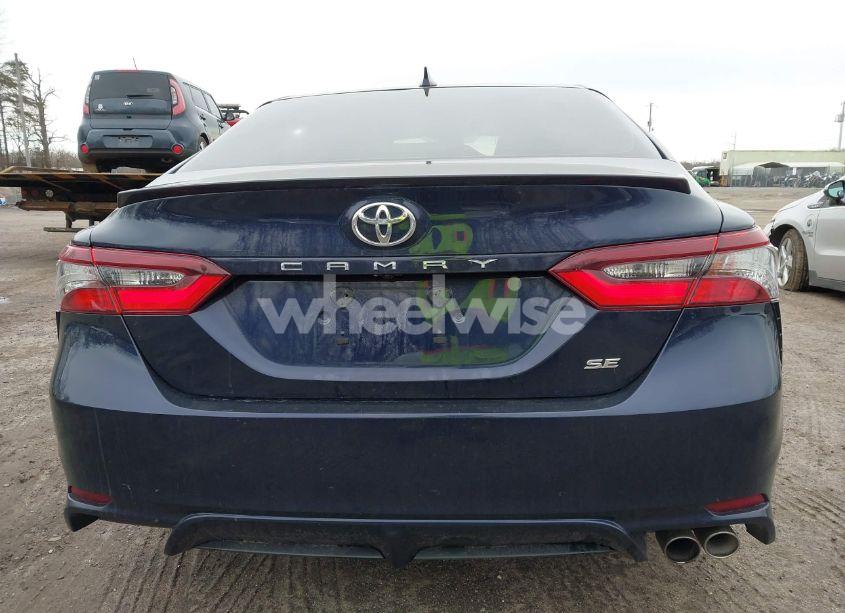 Photo 15 of 2021 Toyota Camry SE (VIN 4T1G11AK7MU573215)
