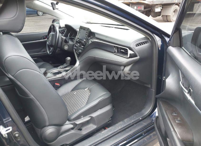 Photo 5 of 2021 Toyota Camry SE (VIN 4T1G11AK7MU573215)