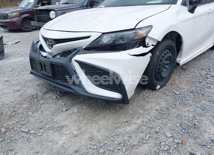 Photo 6 of 2021 Toyota Camry SE (VIN 4T1G11AK7MU588202)