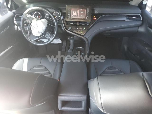 Photo 2 of 2021 TOYOTA CAMRY SE (VIN 4T1G11AK7MU604625)