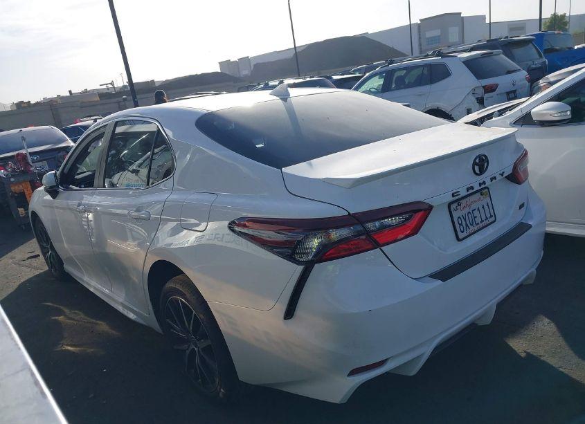 Photo 15 of 2021 Toyota Camry SE (VIN 4T1G11AK7MU608187)