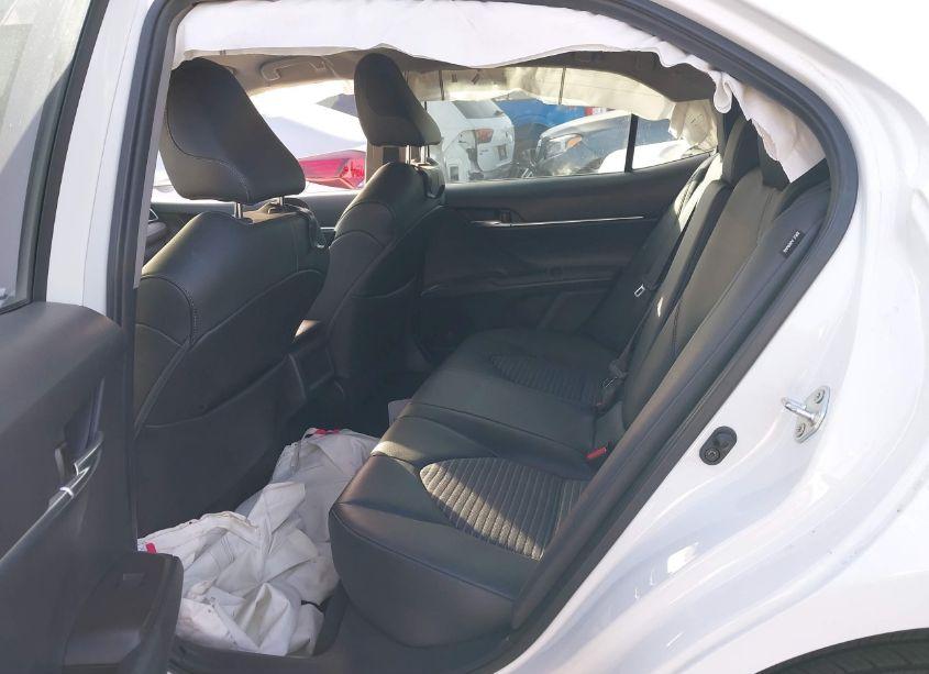 Photo 8 of 2021 Toyota Camry SE (VIN 4T1G11AK7MU608187)